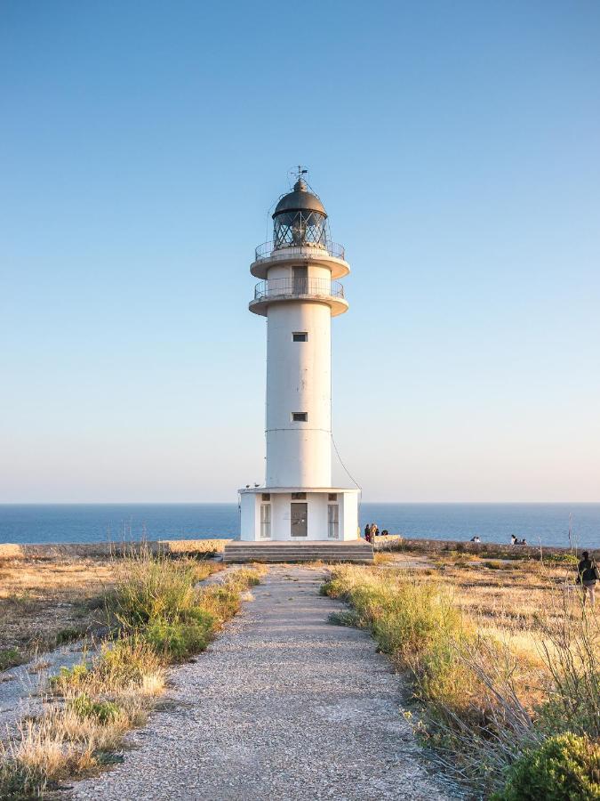 Mar Suites Formentera By Universal Beach Hotels Es Pujols Exterior photo