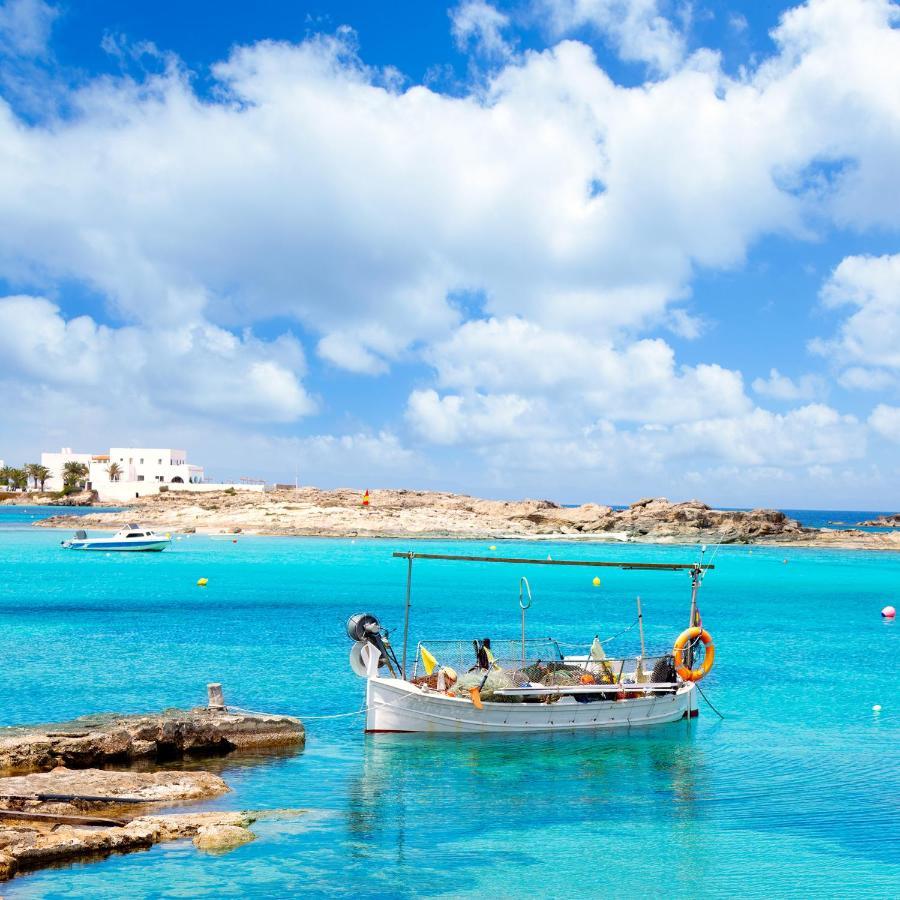 Mar Suites Formentera By Universal Beach Hotels Es Pujols Exterior photo