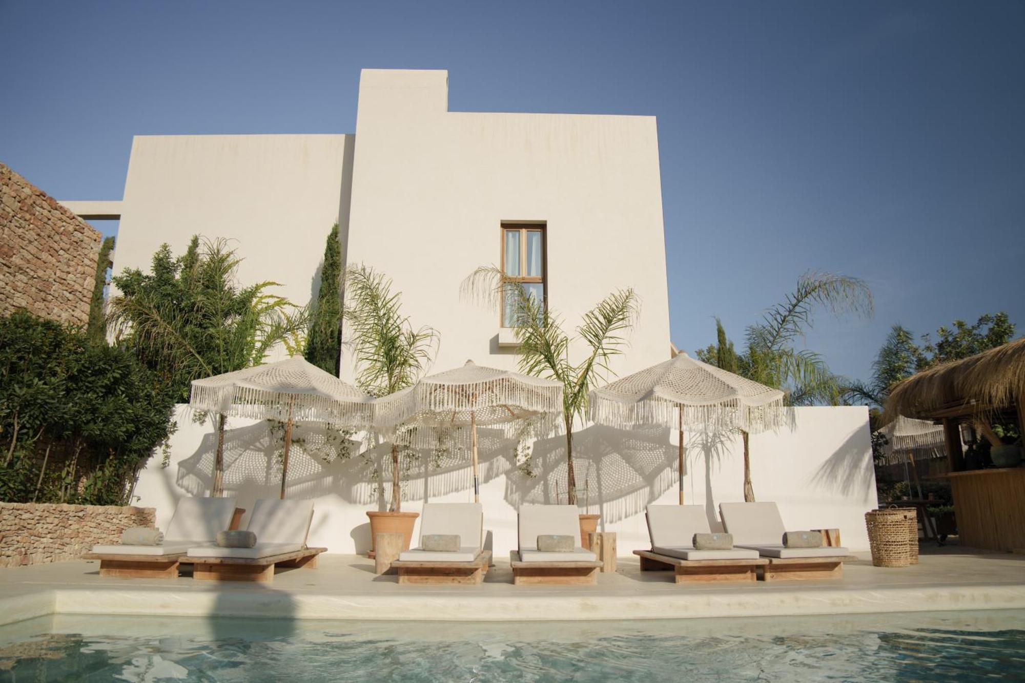 Mar Suites Formentera By Universal Beach Hotels Es Pujols Exterior photo